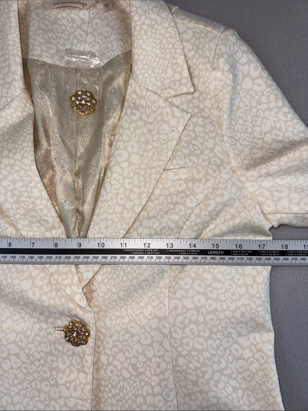 Soft Surroundings Cream Leopard Print Blazer Gold Rhinestone Buttons Size PXS - Picture 7 of 10